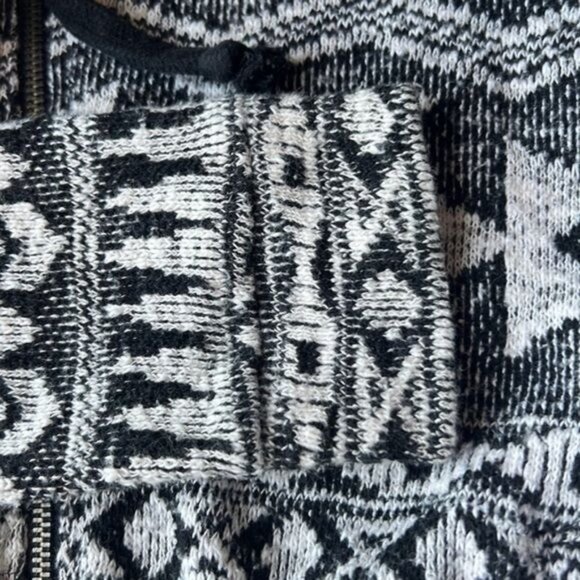 American Eagle Outfitters Hooded Zip-Up Sweater Black/White Drawstring Hem Sz M - Picture 11 of 11